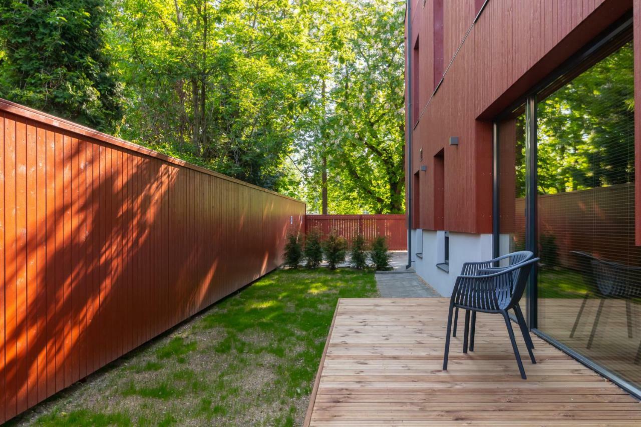 Self-Check-In 2 Bedroom Apartment With A Terrace And Free Parking Tallin Exterior foto